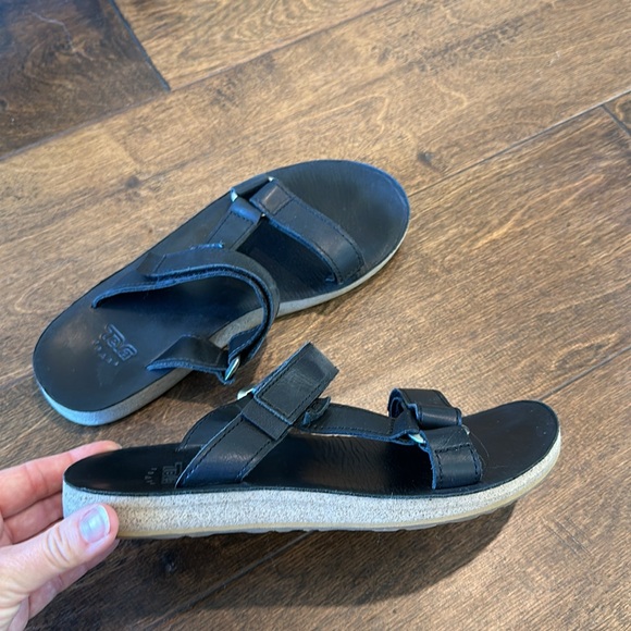 Teva black leather slide sandals - Picture 3 of 5
